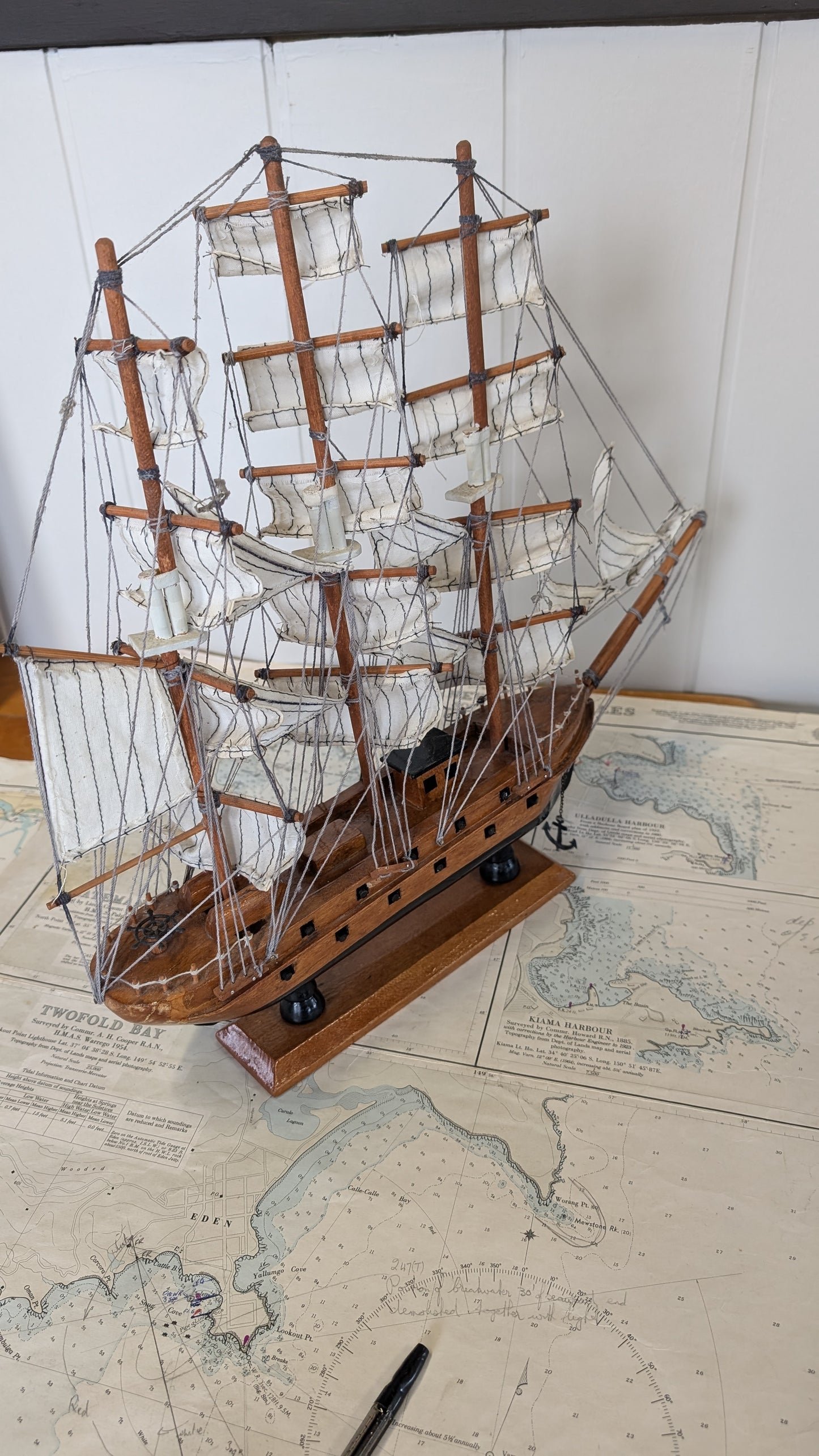 Mayflower model ship