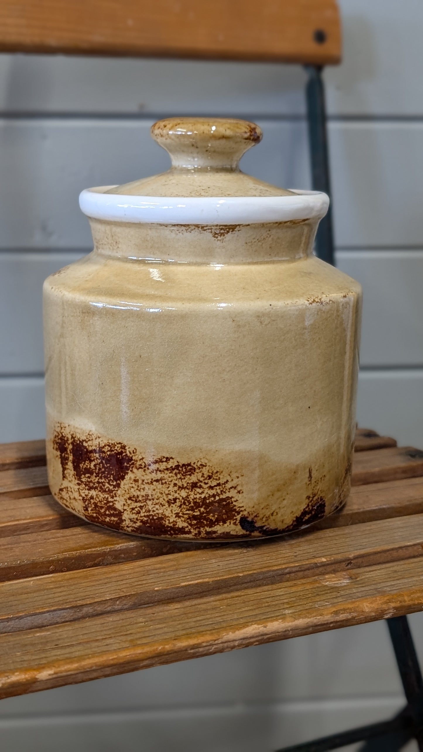 Vintage Robert Gordon ceramic jar