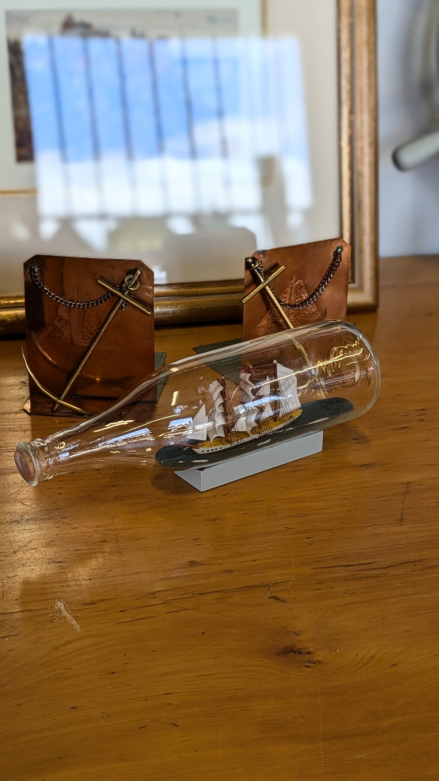 Ship in a bottle