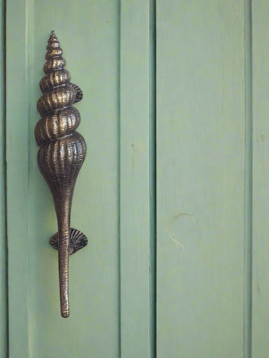 Spiral Shell Door Handle